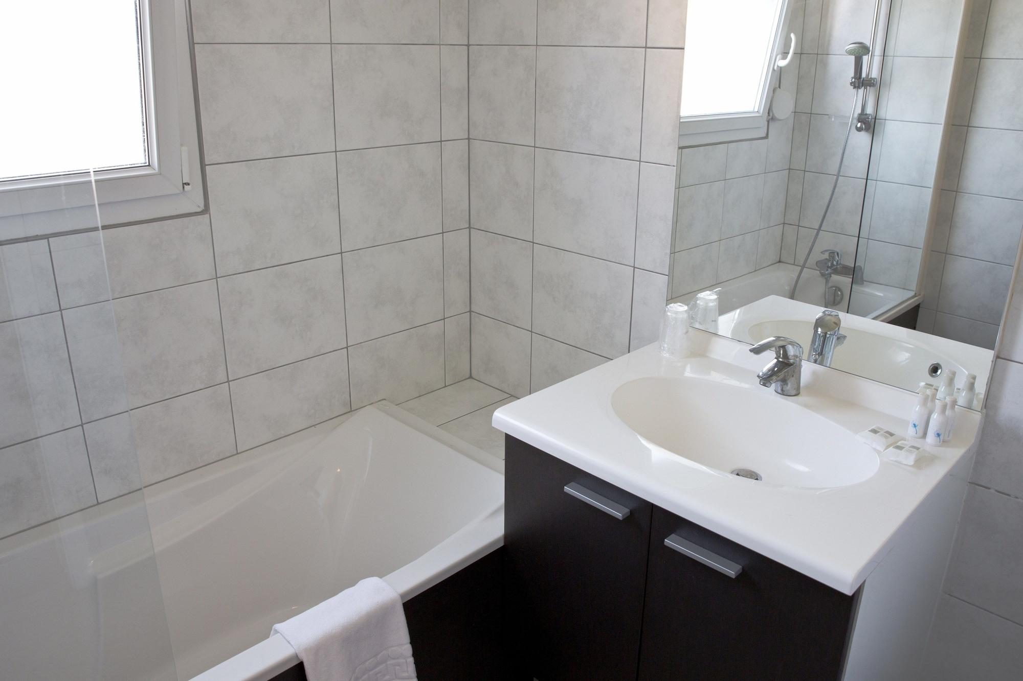 Comfort Aparthotel Mutzig Portes D'Alsace Zewnętrze zdjęcie
