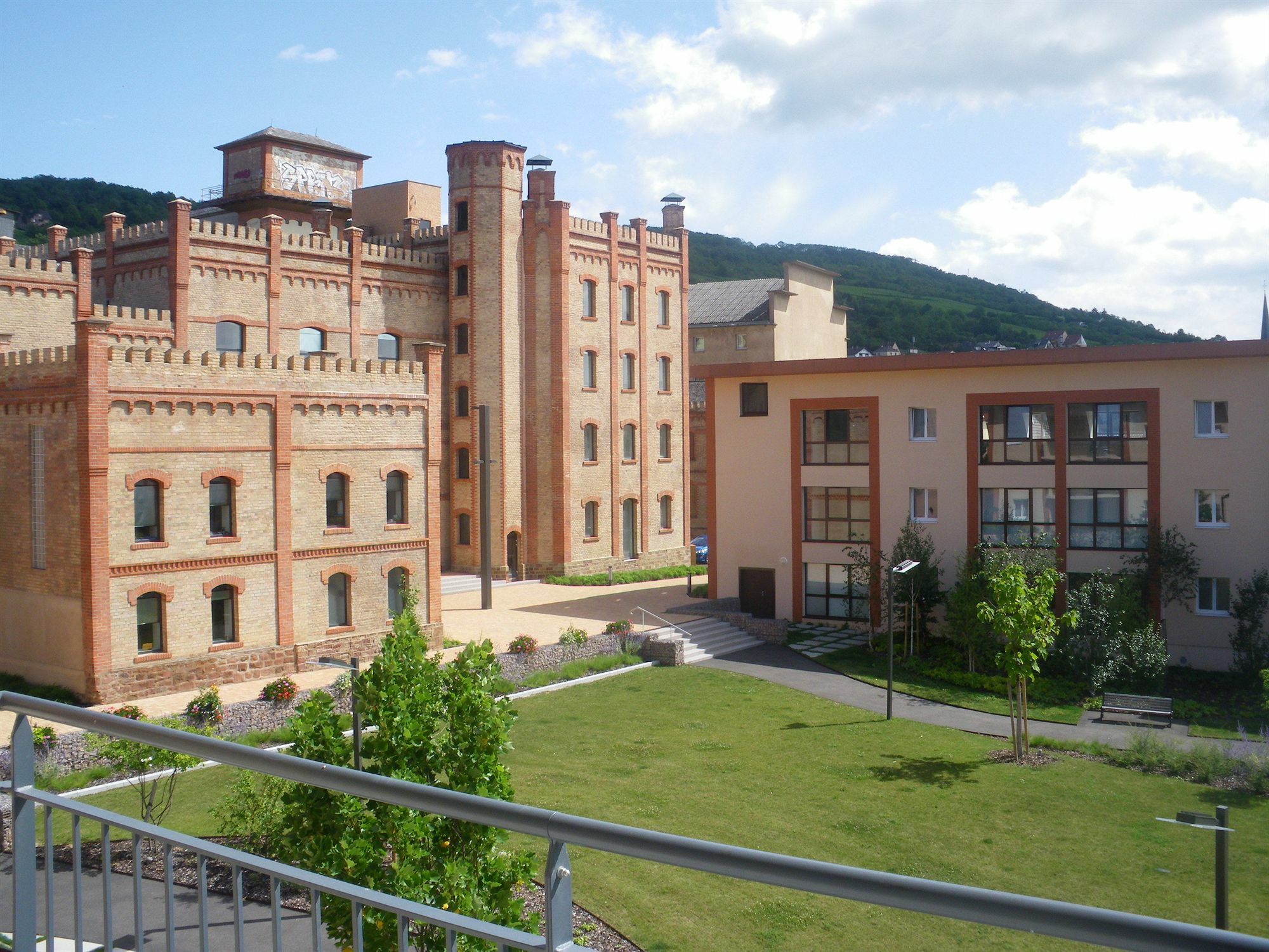 Comfort Aparthotel Mutzig Portes D'Alsace Zewnętrze zdjęcie